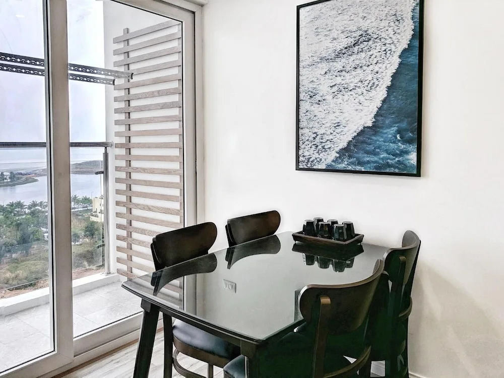 Ha Long Pearl Apartment