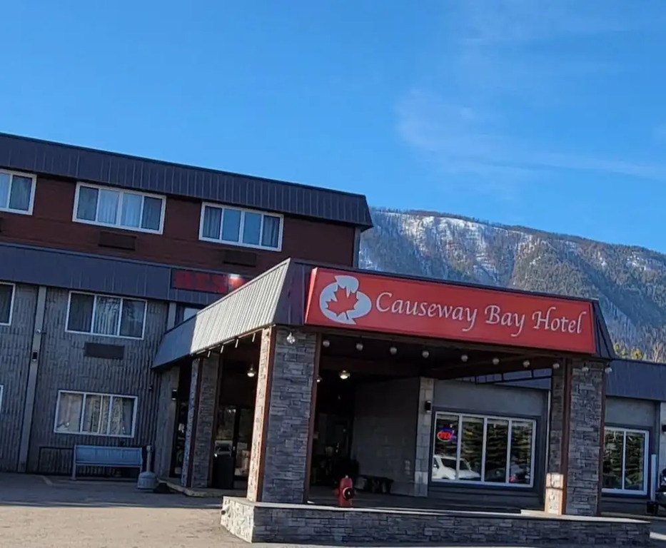 Causeway Bay Hotel Sparwood
