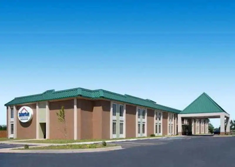 Suburban Extended Stay South of Downtown/tinker AF