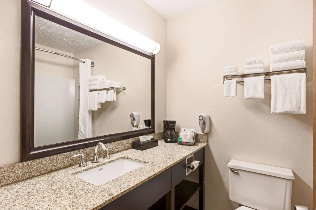 City Express by Marriott Petoskey Harbor Springs