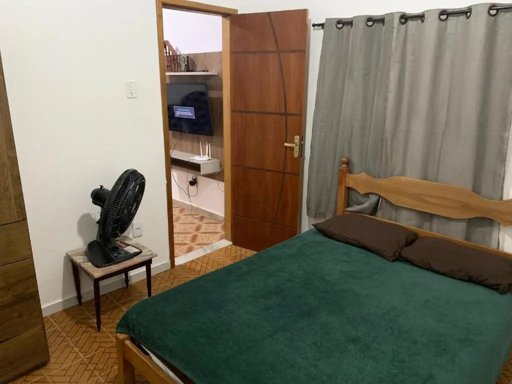 Casa Com Piscina a 3 Quadras da Praia da Vila