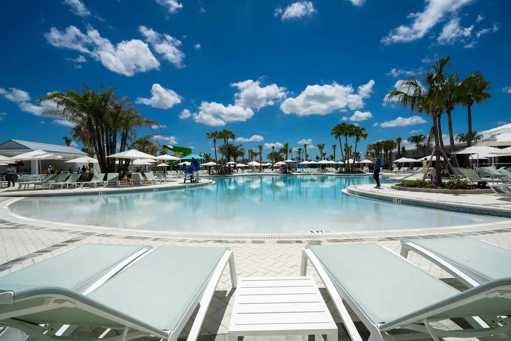 Gorgeous 5Bd Close to Disney With Pool at Windsor Cay 1285