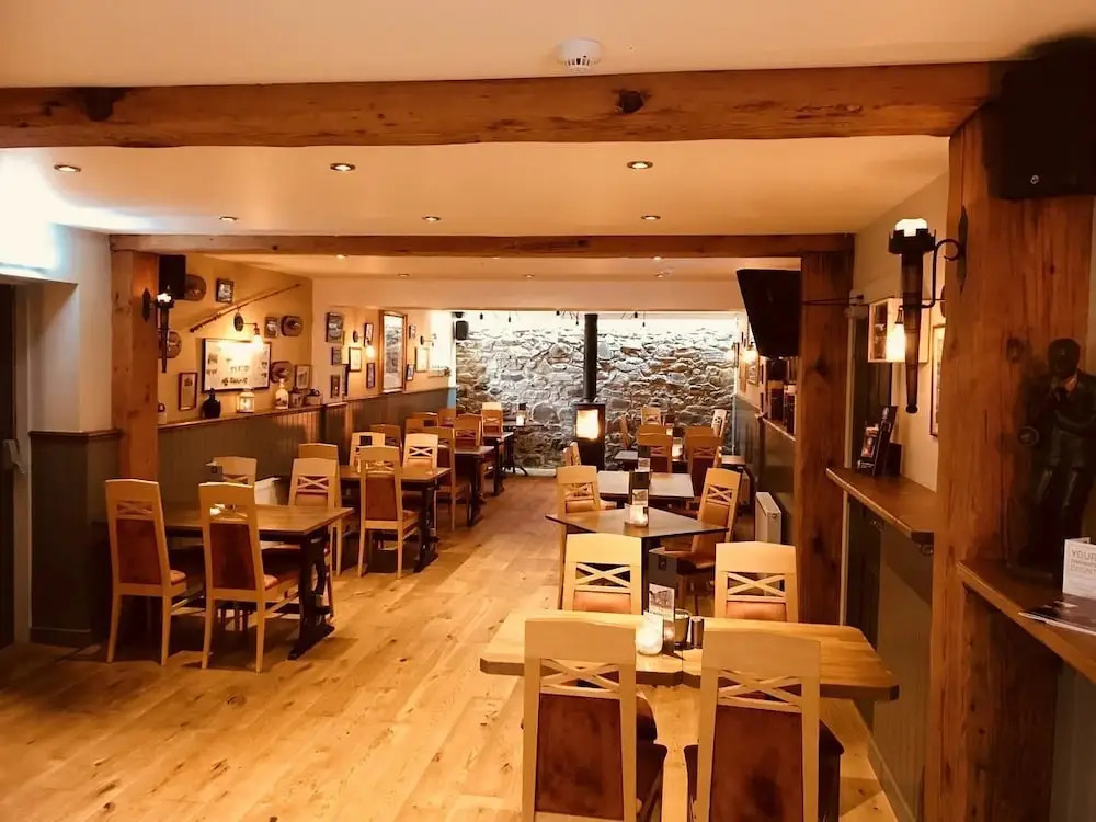The Crees Inn
