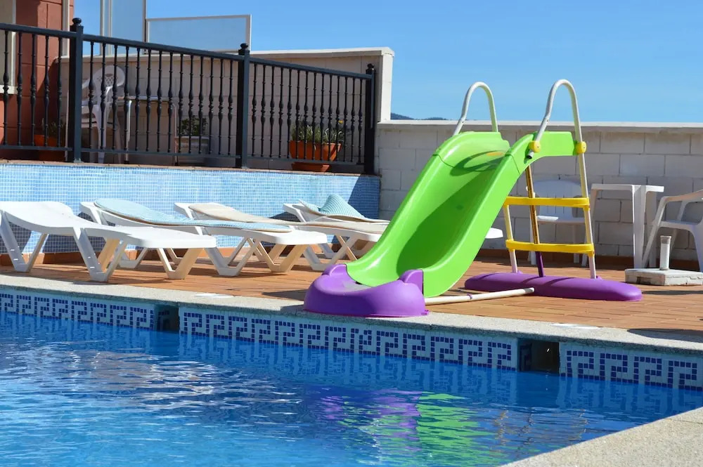 Apartamentos Sinás Playa