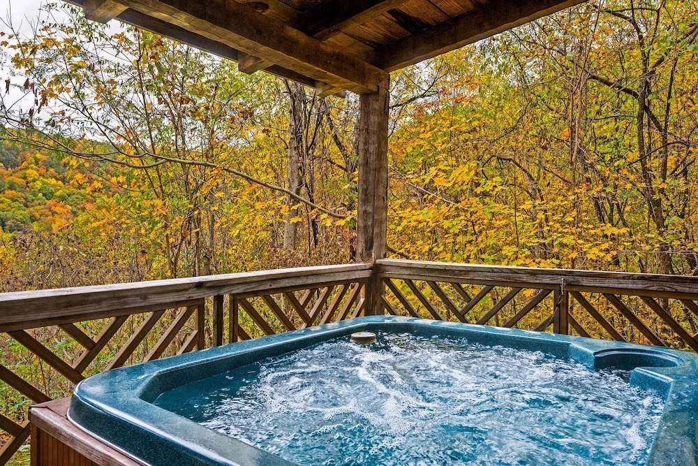 Hot Tub View Pool Table Fireplace Honeymoon