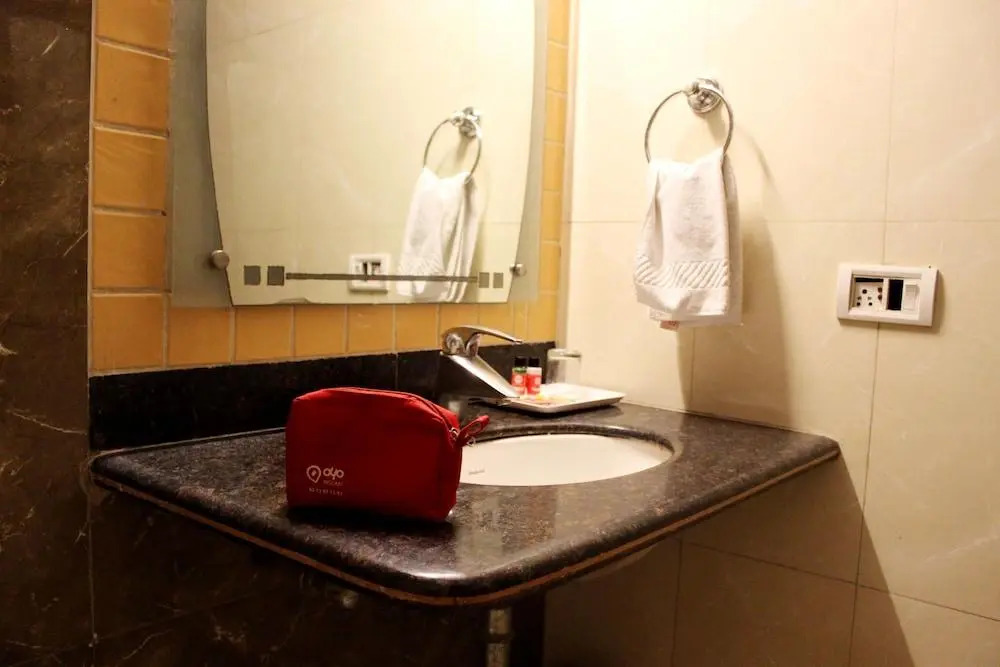 HOTEL GEESON INTERNATIONAL-New Delhi Railway Station-Paharganj