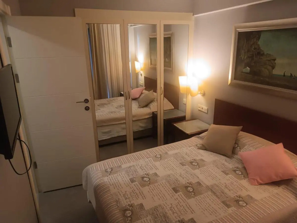 SUMMER OTEL