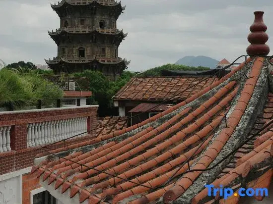Quanzhou Lushi Homestay (West Street Kaiyuan Temple Branch)