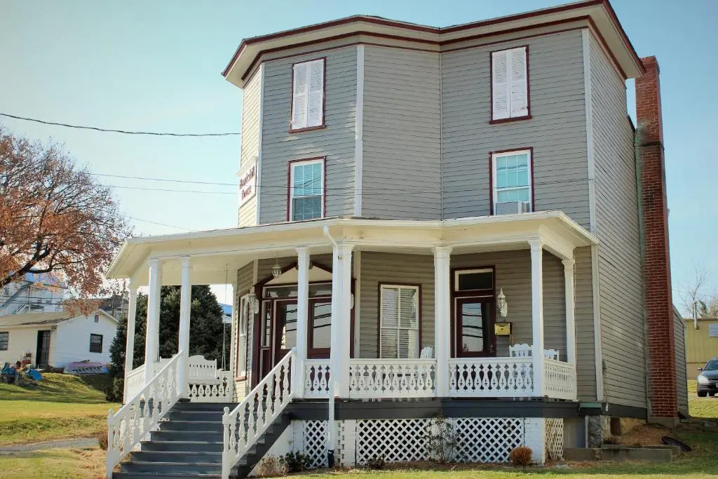 Hawksbill House