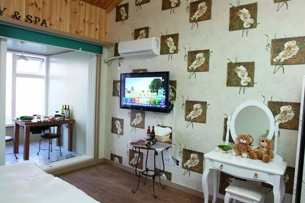 Ganghwa Therapy Pension