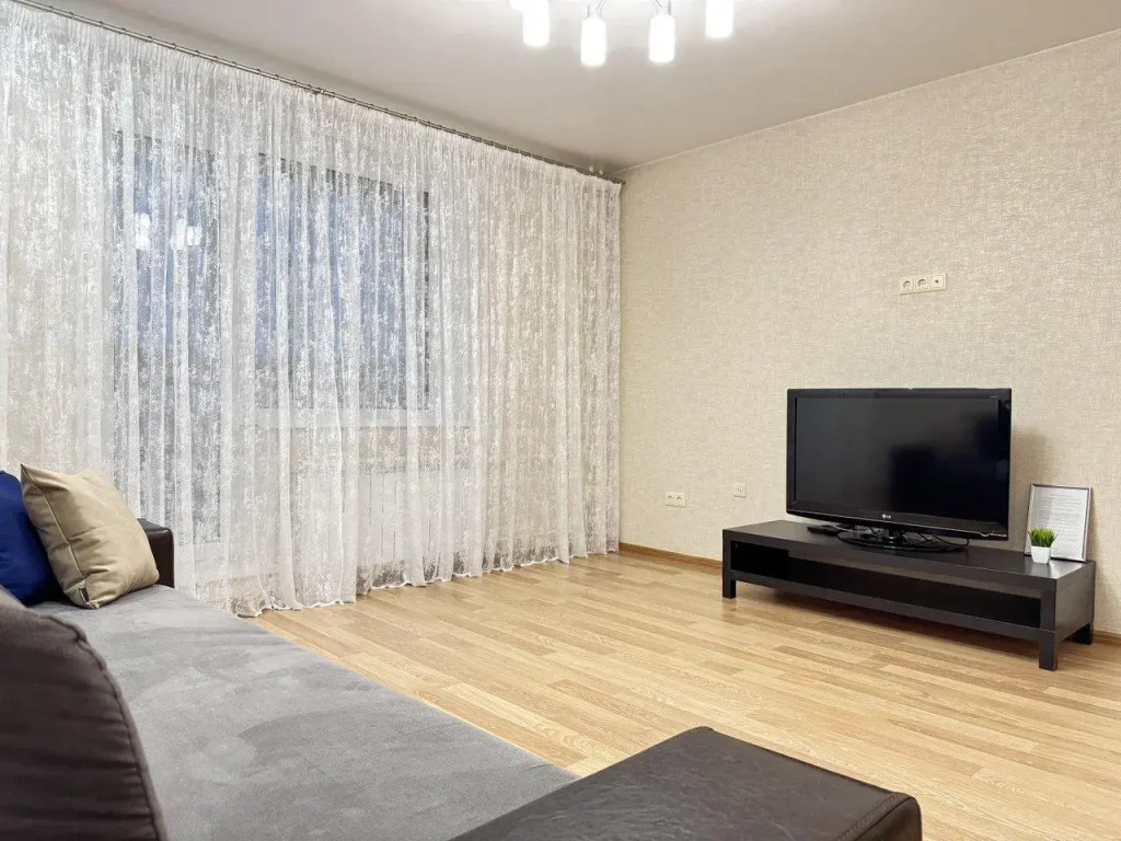 Просторная квартира на Гагарина, 60