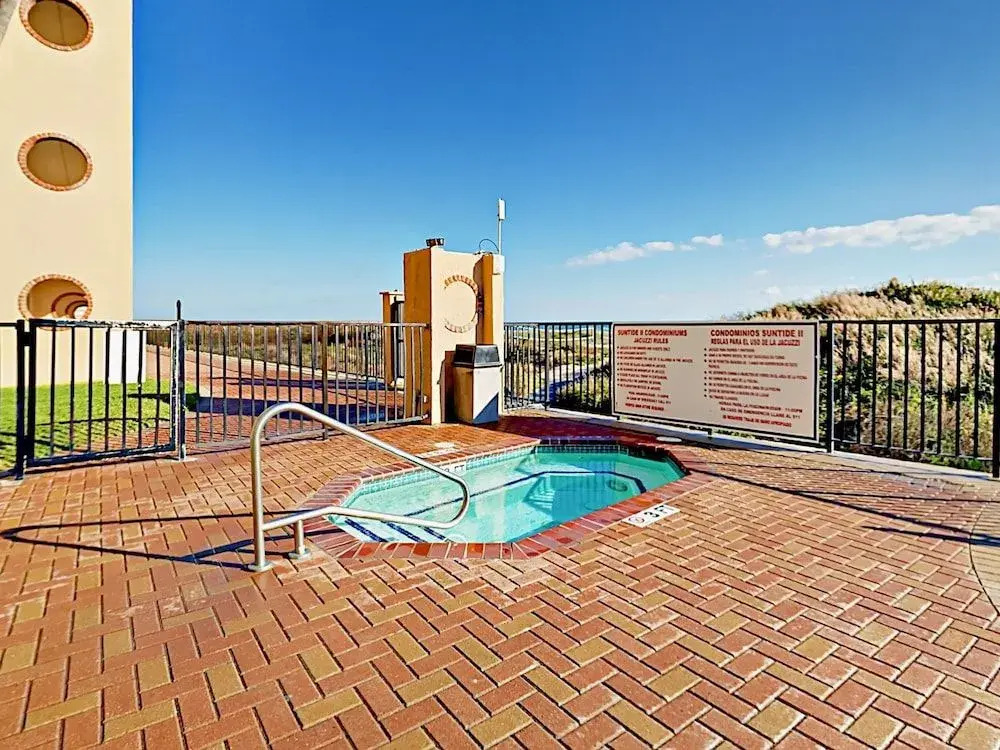 4400 Gulf Blvd Condo Unit 108