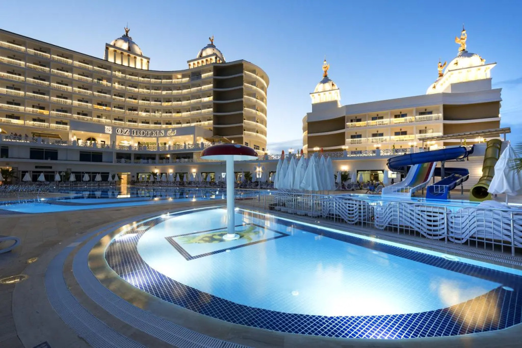 Oz Hotels Sui