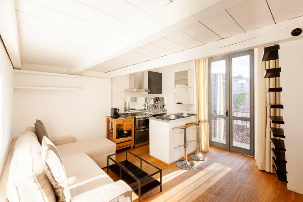 Paoli -  Navigli city centre - A.C. - comfort