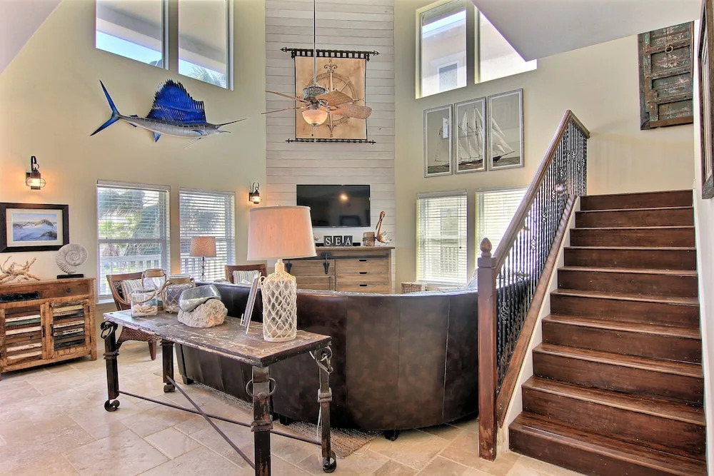 Ray of Sunshine by Silver Sands Vacation Rentals