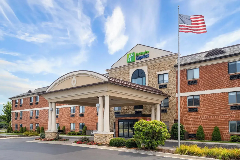 Holiday Inn Express Sheboygan-Kohler by IHG