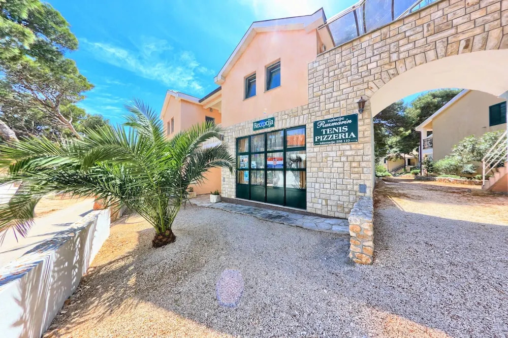APARTMANI-RUZMARIN
