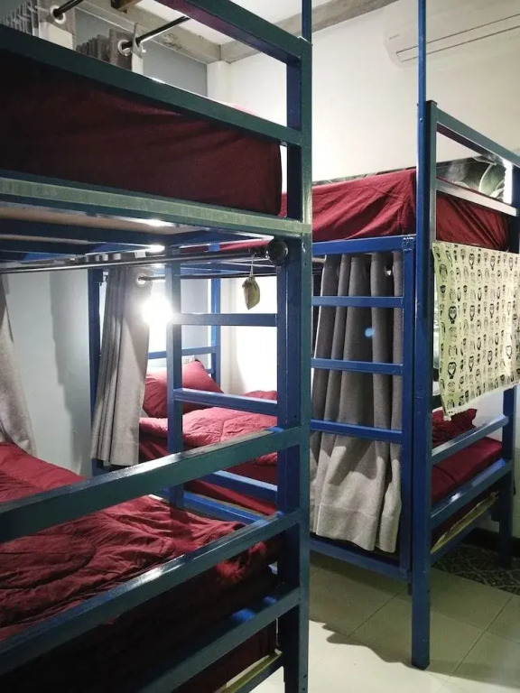 Lao Huk Bed and Cafe - Hostel