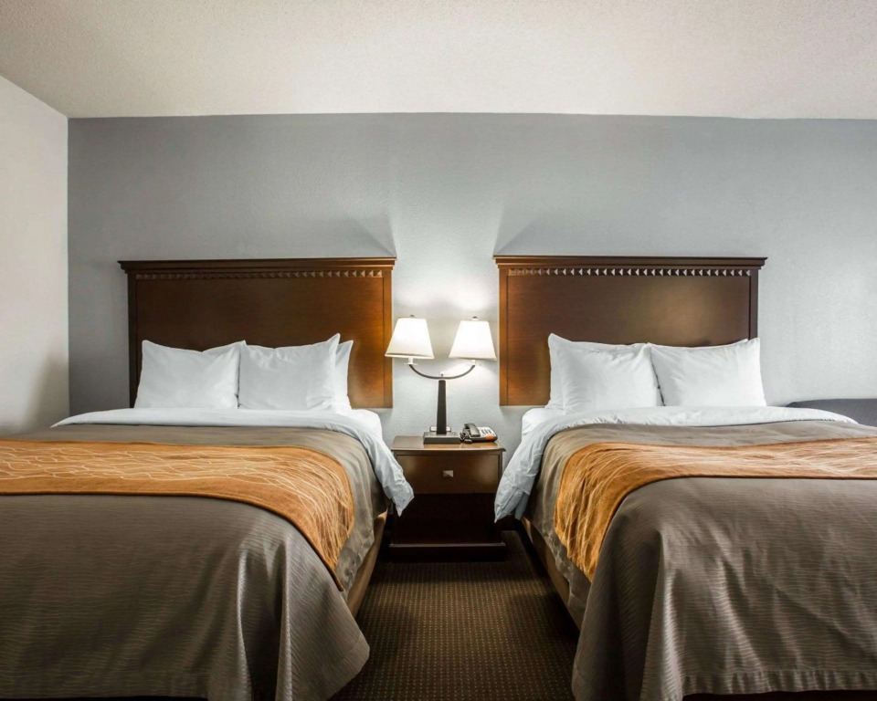 Comfort Inn & Suites Lumberton Central I-95