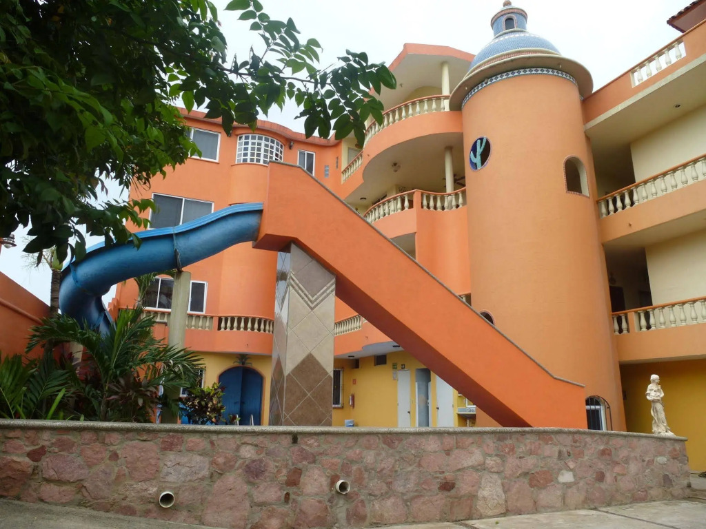 Cactus Inn
