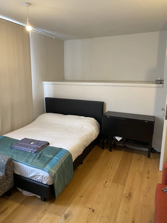 Cosy 3-bed Apartment in London
