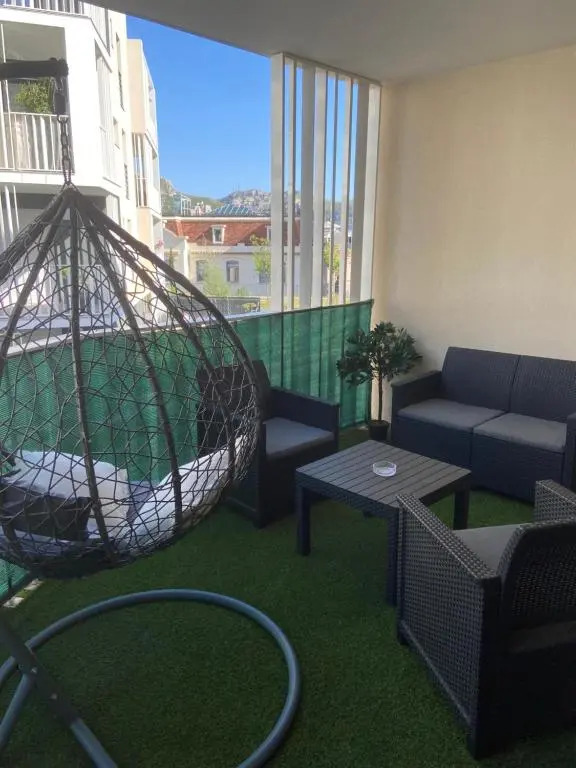 Appartement T2, résidence au calme. Parking privé