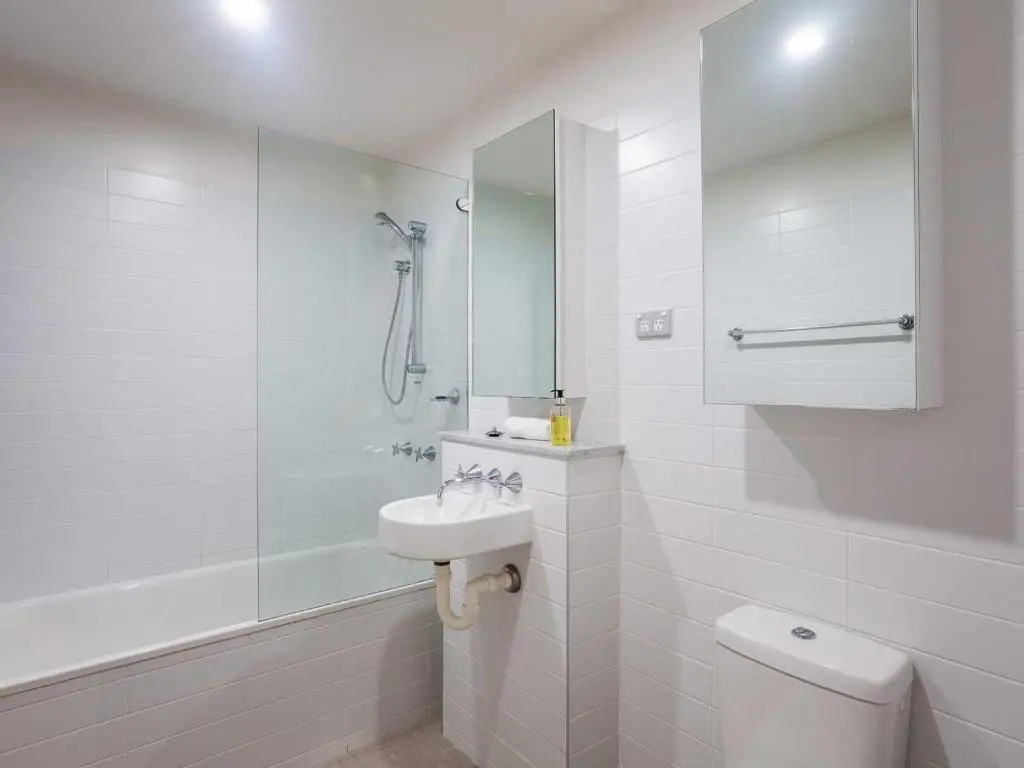 Beach House 7, Air Conditioned, Wi-Fi, Foxtel, Linen, Communal Pool and Spa
