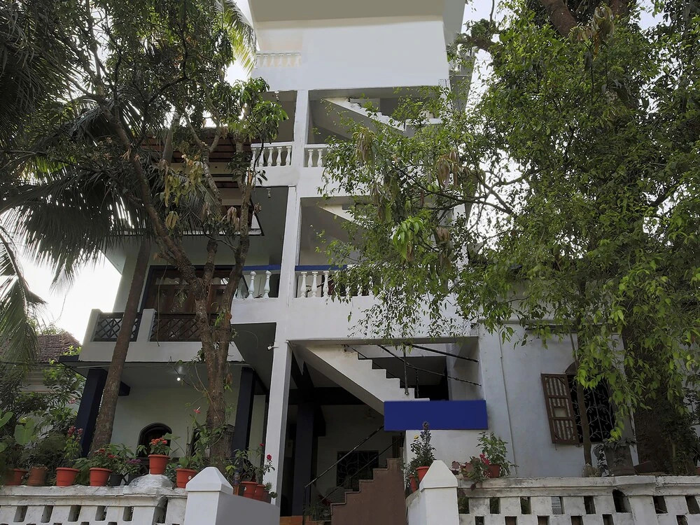 OYO 7476 Braganza Guest House