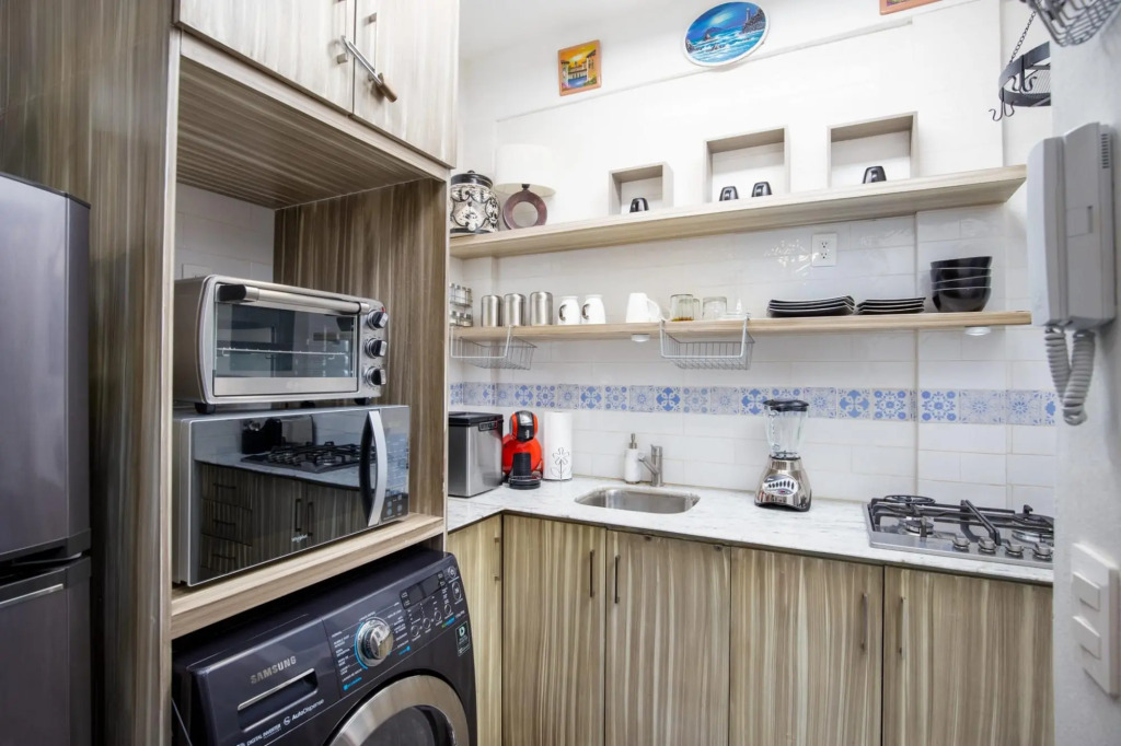 5D - Super Studio Well Laid out Everything you Need - Stunning Rooftop Inifinity Pool