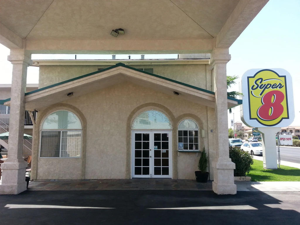 Super 8 By Wyndham Ridgecrest