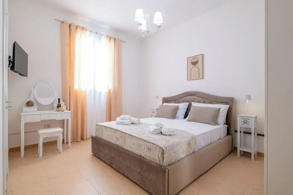 Deva Room