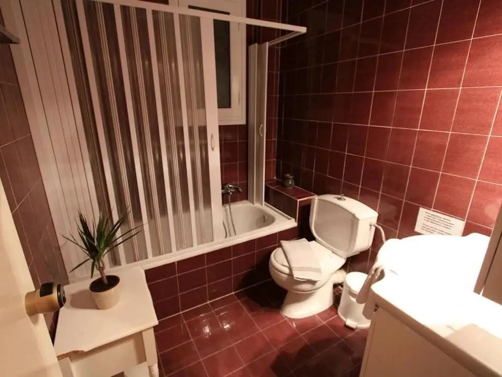 Glyfada Two Floors Maizonette Aa2g 61