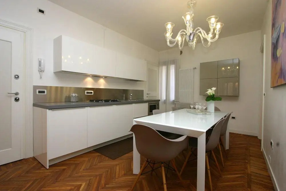 Faville - Rialto Apartments