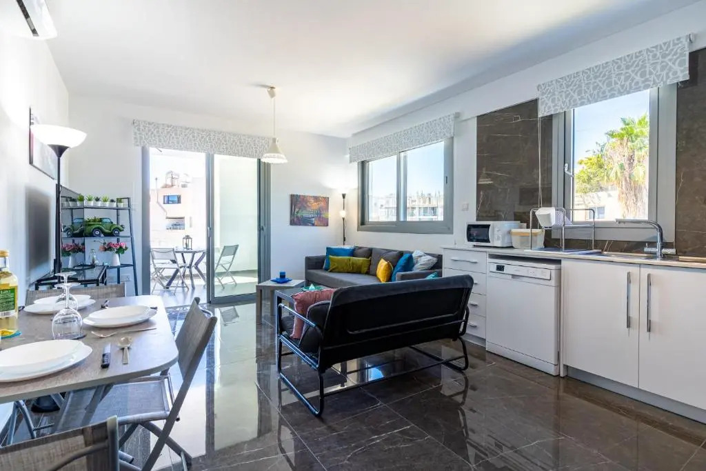 Kmeidos 1-Bedroom Apartment in Larnaca