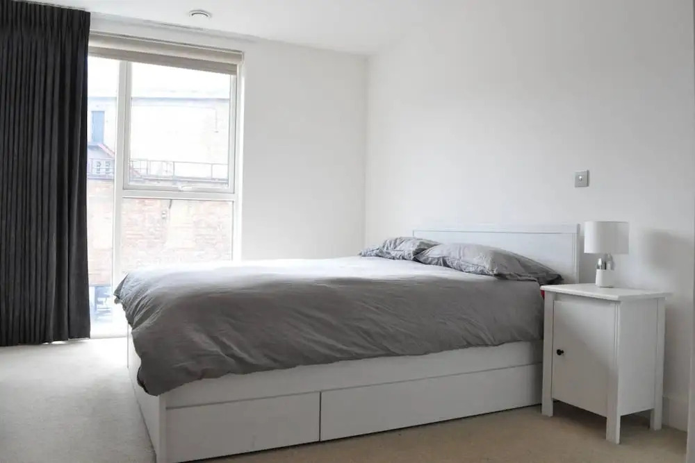 Modern 1 Bedroom Apartment in Brixton With Balcony