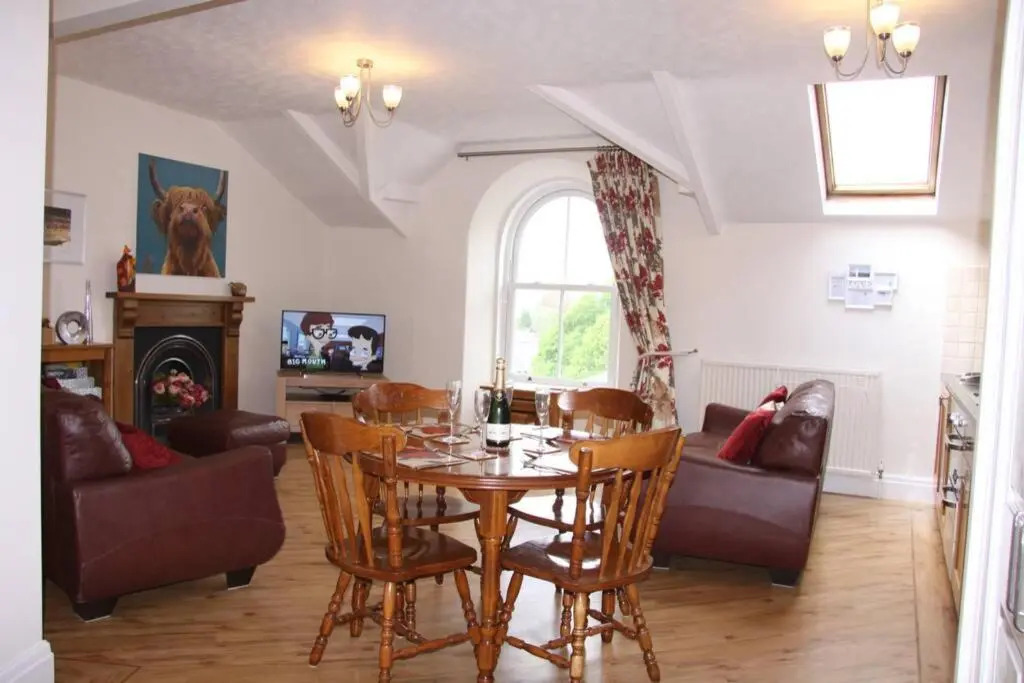 Swirl How Windermere 3 for 2 Winter Deal