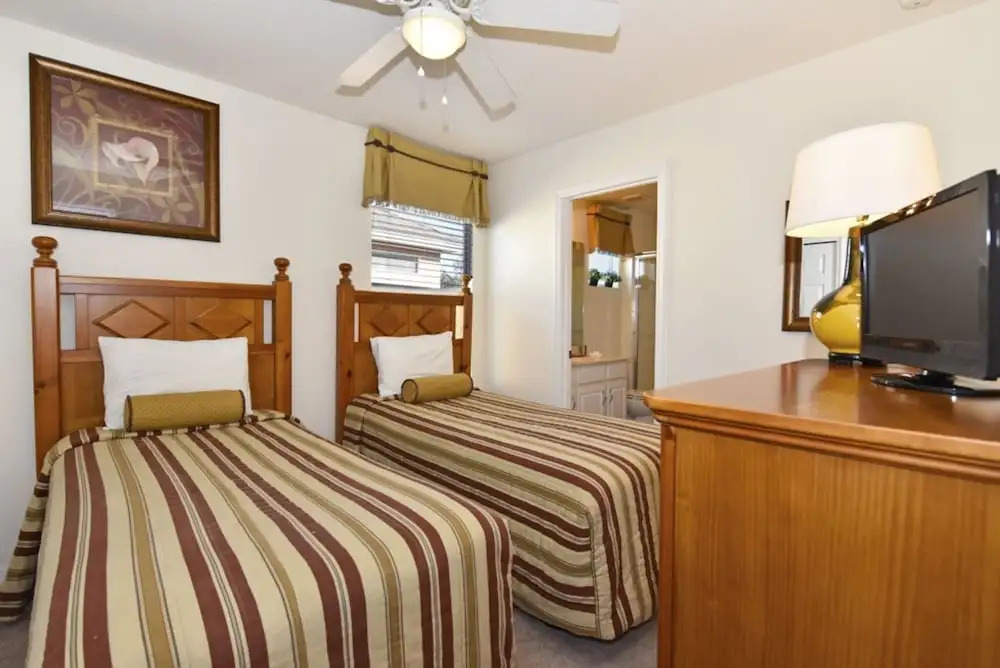 Bella Vida Six-bedroom