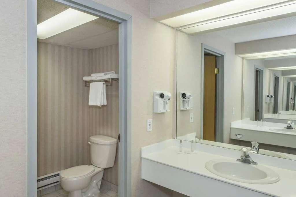 Fairfield by Marriott Niagara Falls, Canada