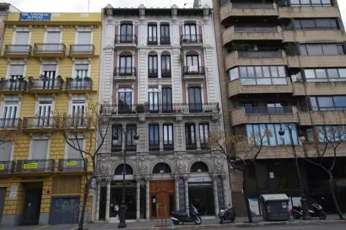 Torres de Valencia Apartments