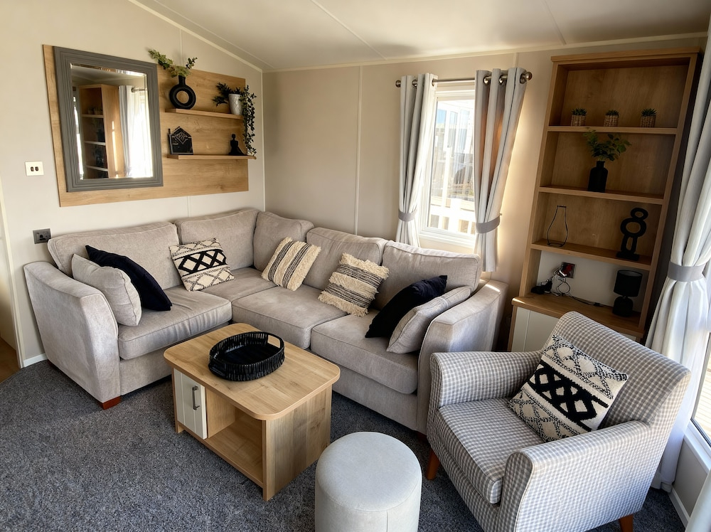 Thornwick Bay Holiday Village - 20633