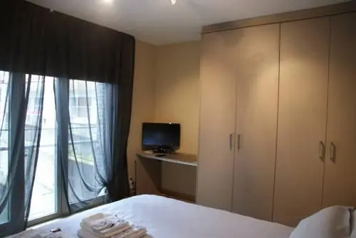 C.J. 2 Brussels Apartment