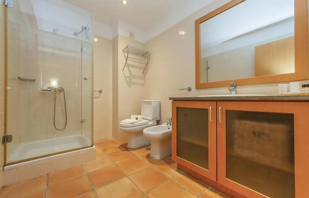 B39 - Marinapark 2 Bed Flat