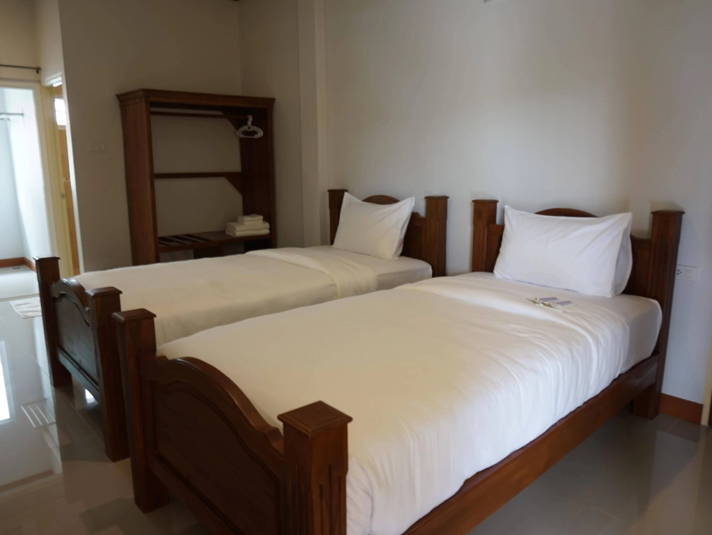 Suksopha Resort