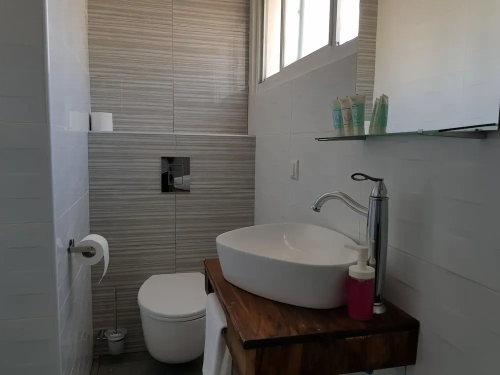 Airport Guest House