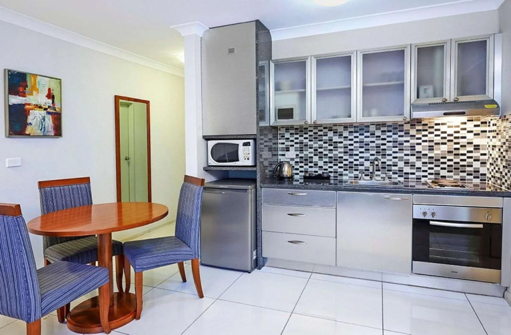 Comfort Inn & Suites Burwood