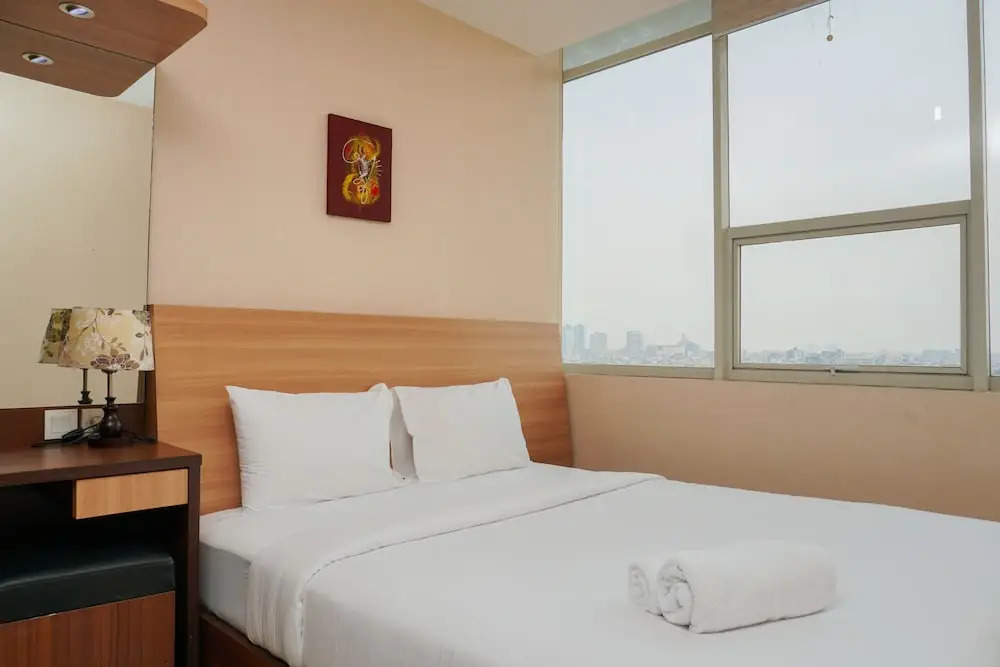 Strategic 1BR Apartment at Pasar Baru Mansion