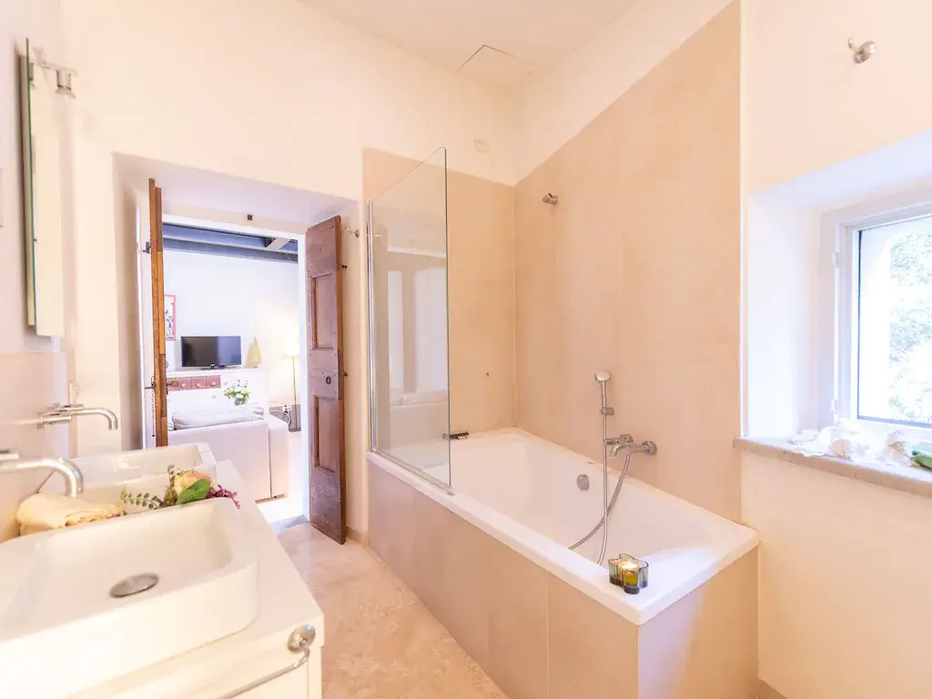 Beautiful Villa near Cortona with Private Swimming Pool