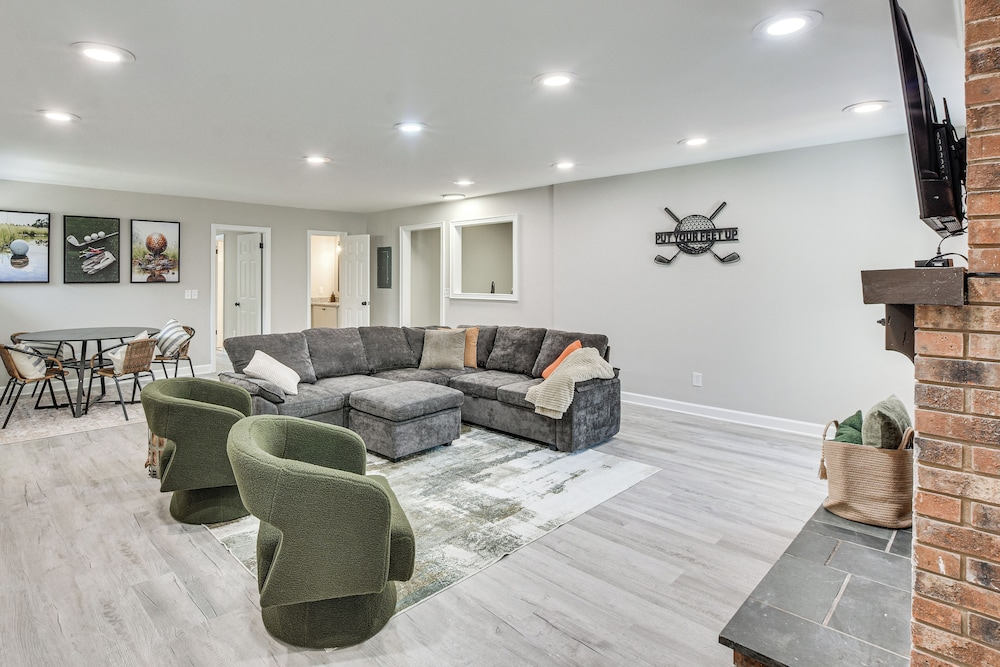 Golf, Ride & More! Home in Dtwn Southern Pines