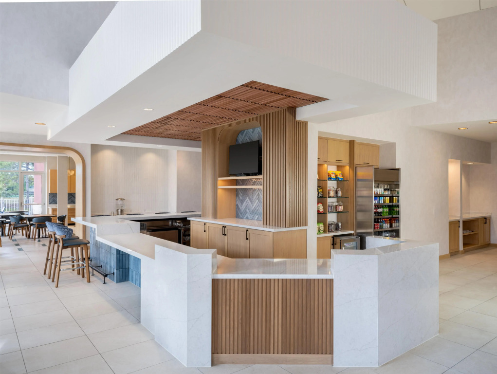 Hyatt Place Fort Myers Estero - Newly Renovated