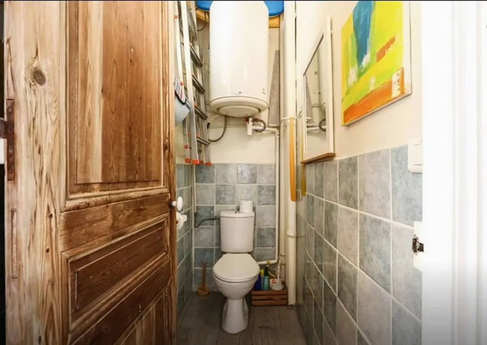 Provencal Style and Large 1 Bedroom